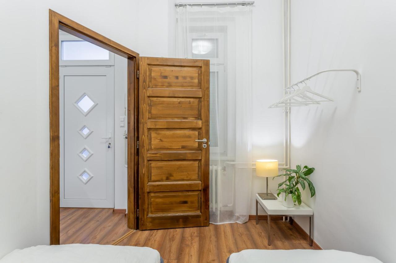 Central Avenue Apartment 부다페스트 외부 사진