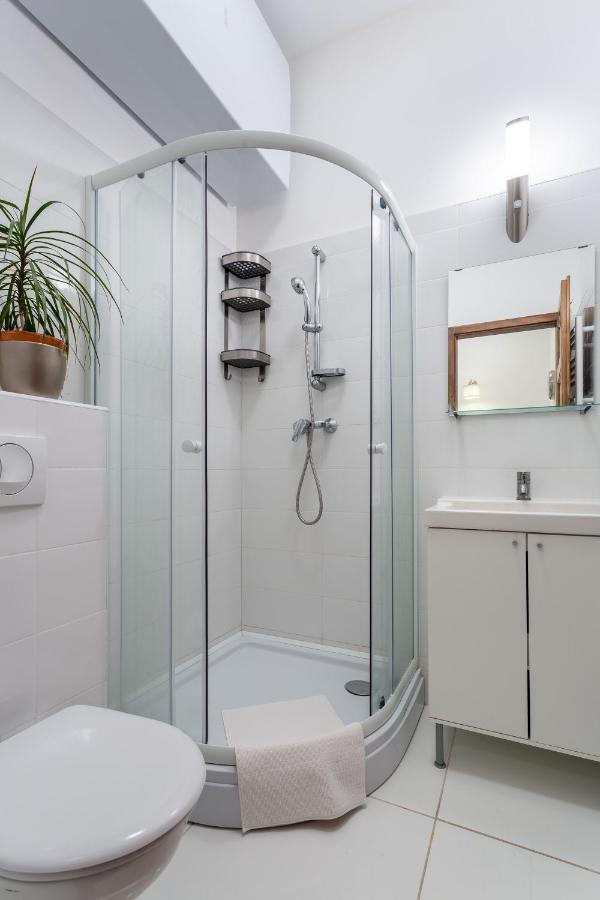 Central Avenue Apartment 부다페스트 외부 사진